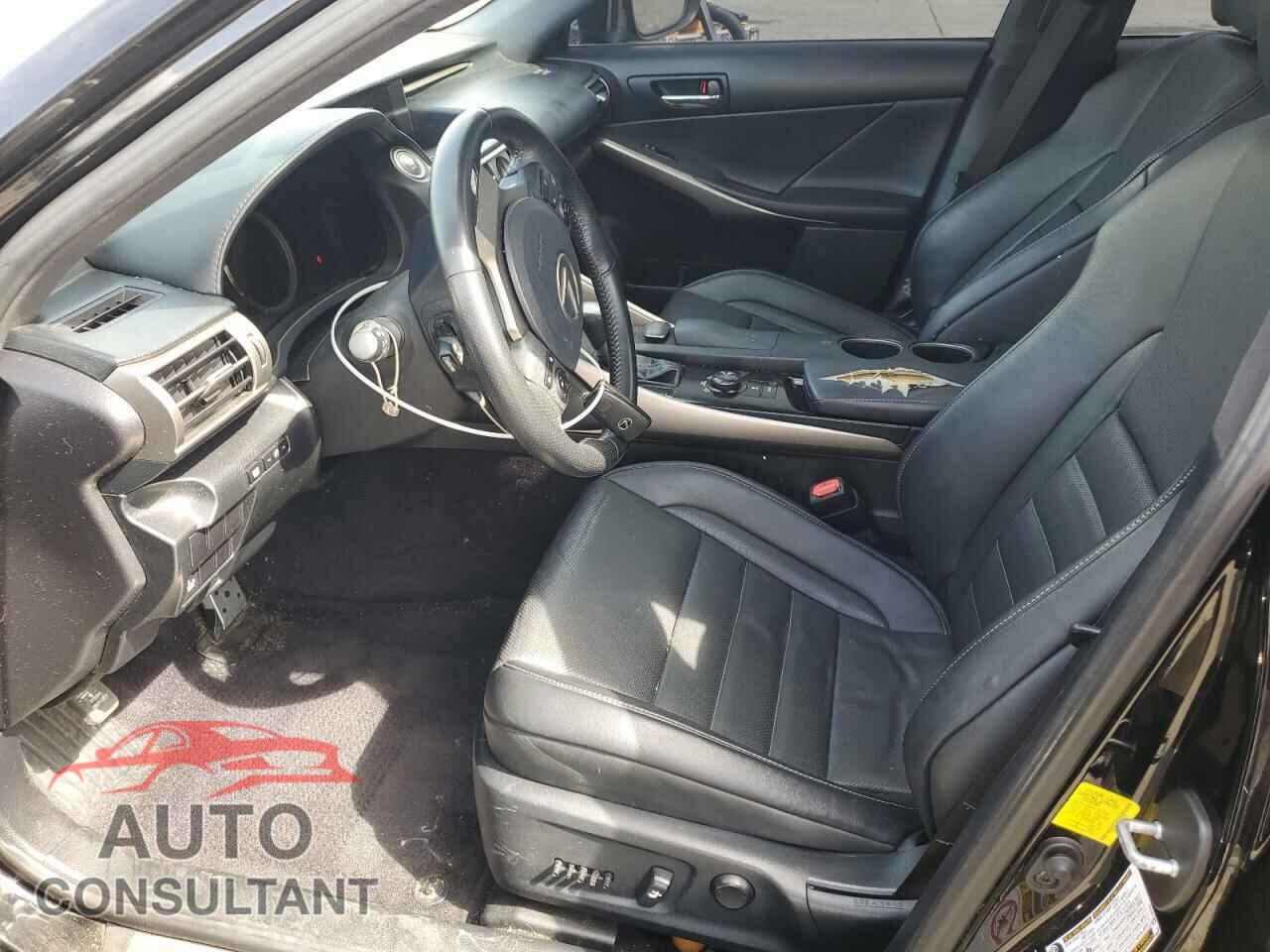 LEXUS IS 2014 - JTHBF1D22E5018176