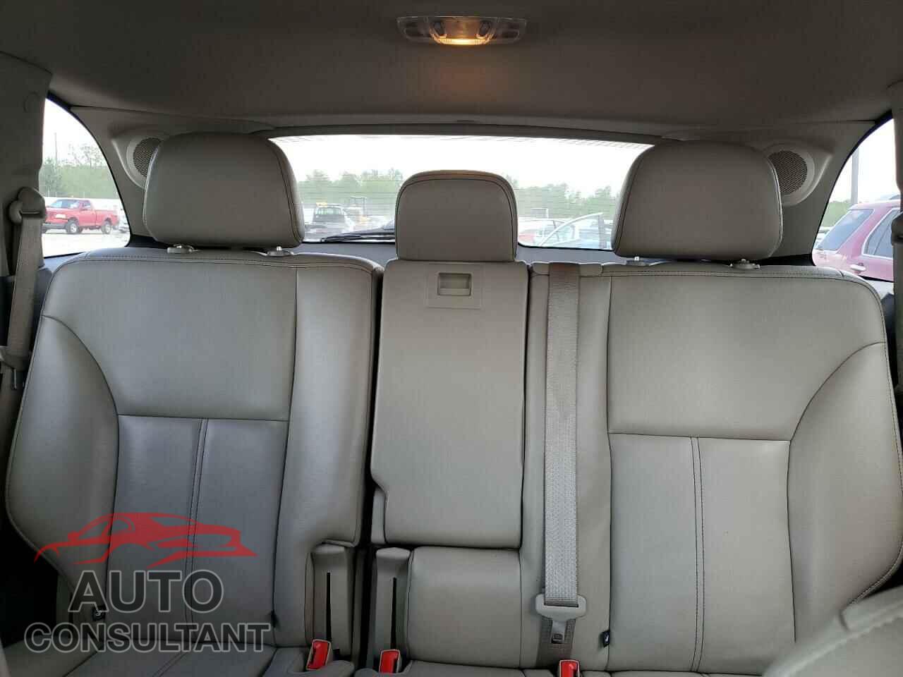 FORD EDGE 2011 - 2FMDK3KC8BBA16755