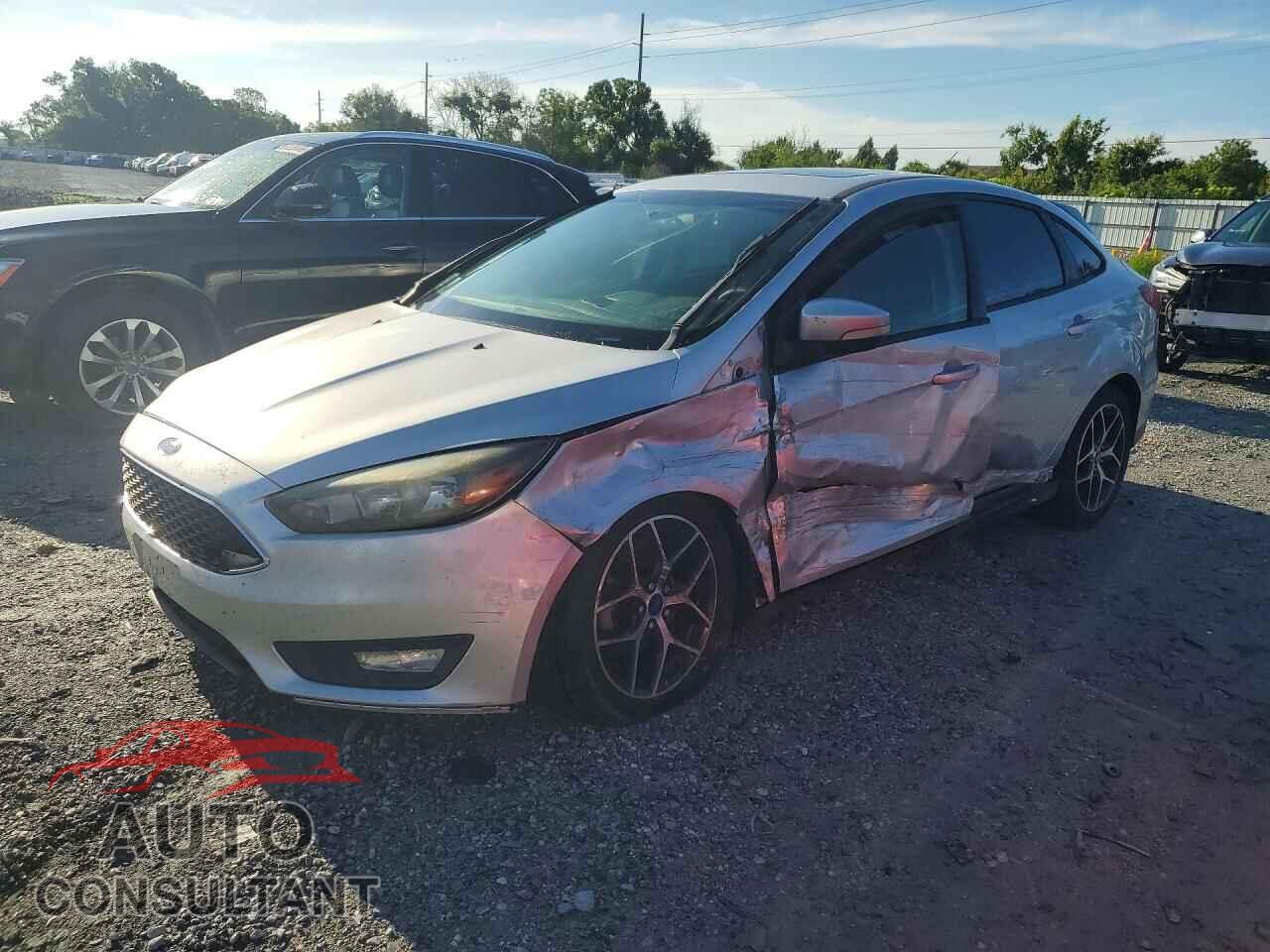 FORD FOCUS 2017 - 1FADP3H21HL248505