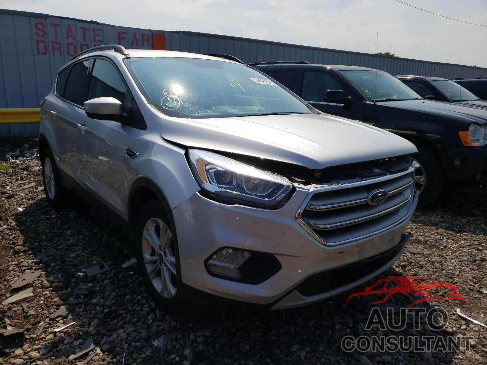 FORD ESCAPE 2017 - 1FMCU0GD8HUE52305