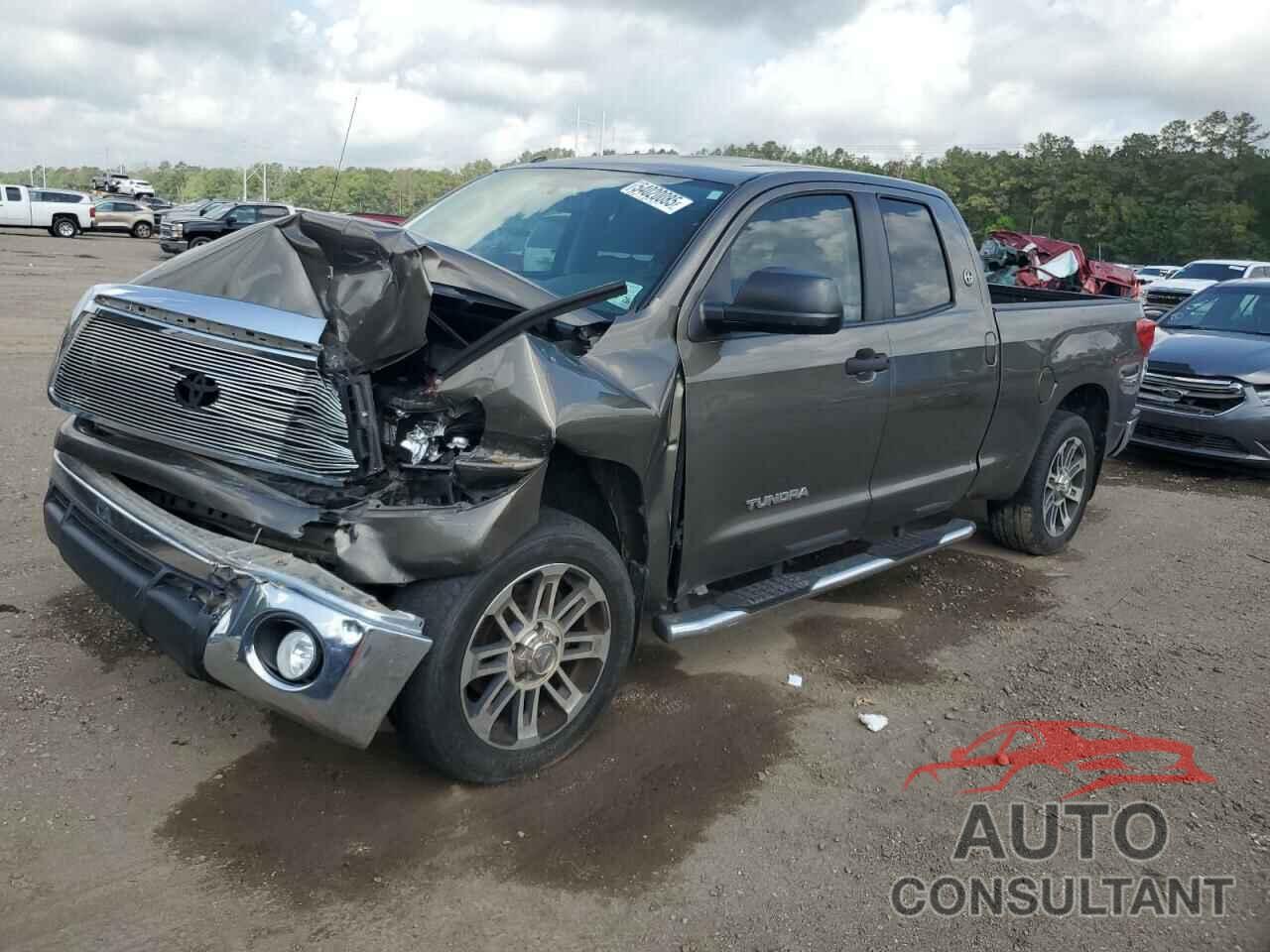 TOYOTA TUNDRA 2013 - 5TFRM5F15DX052892