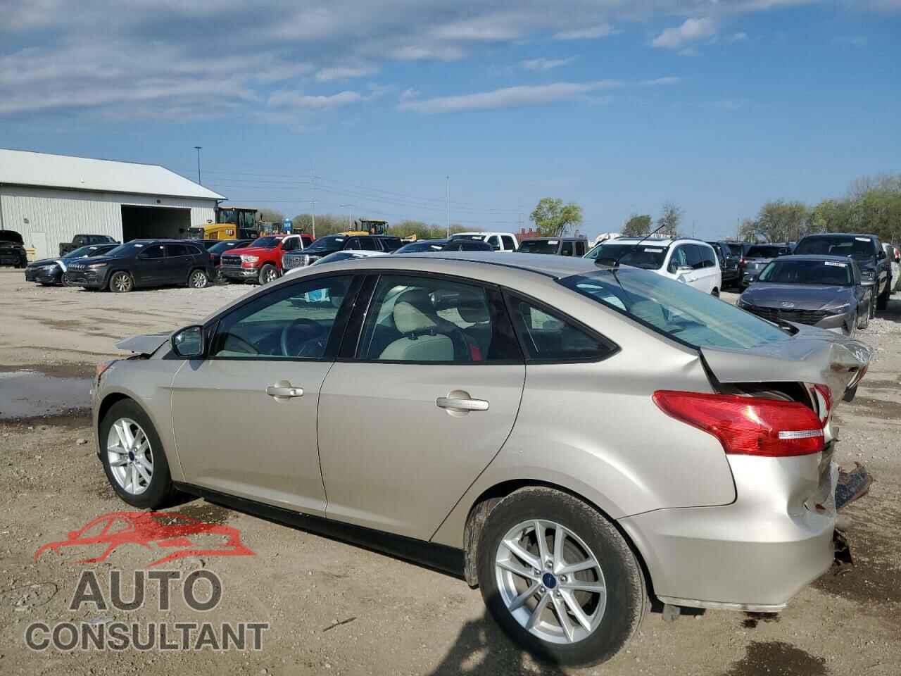 FORD FOCUS 2017 - 1FADP3F28HL210725