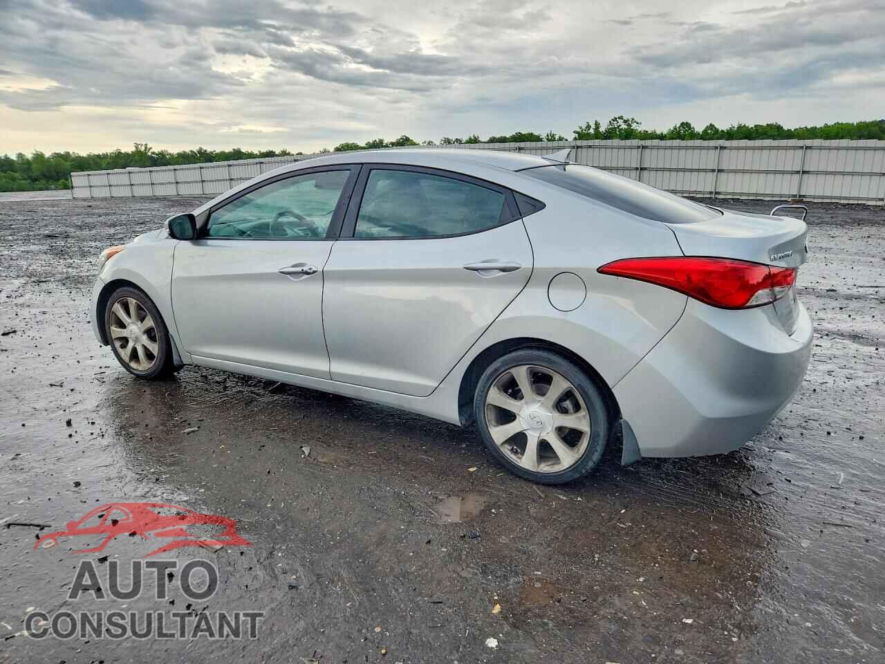 HYUNDAI ELANTRA 2012 - 5NPDH4AE1CH136592