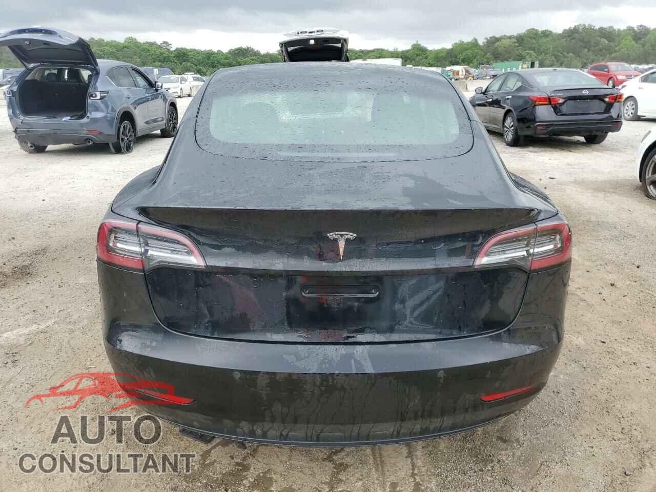 TESLA MODEL 3 2022 - 5YJ3E1EA0NF372095