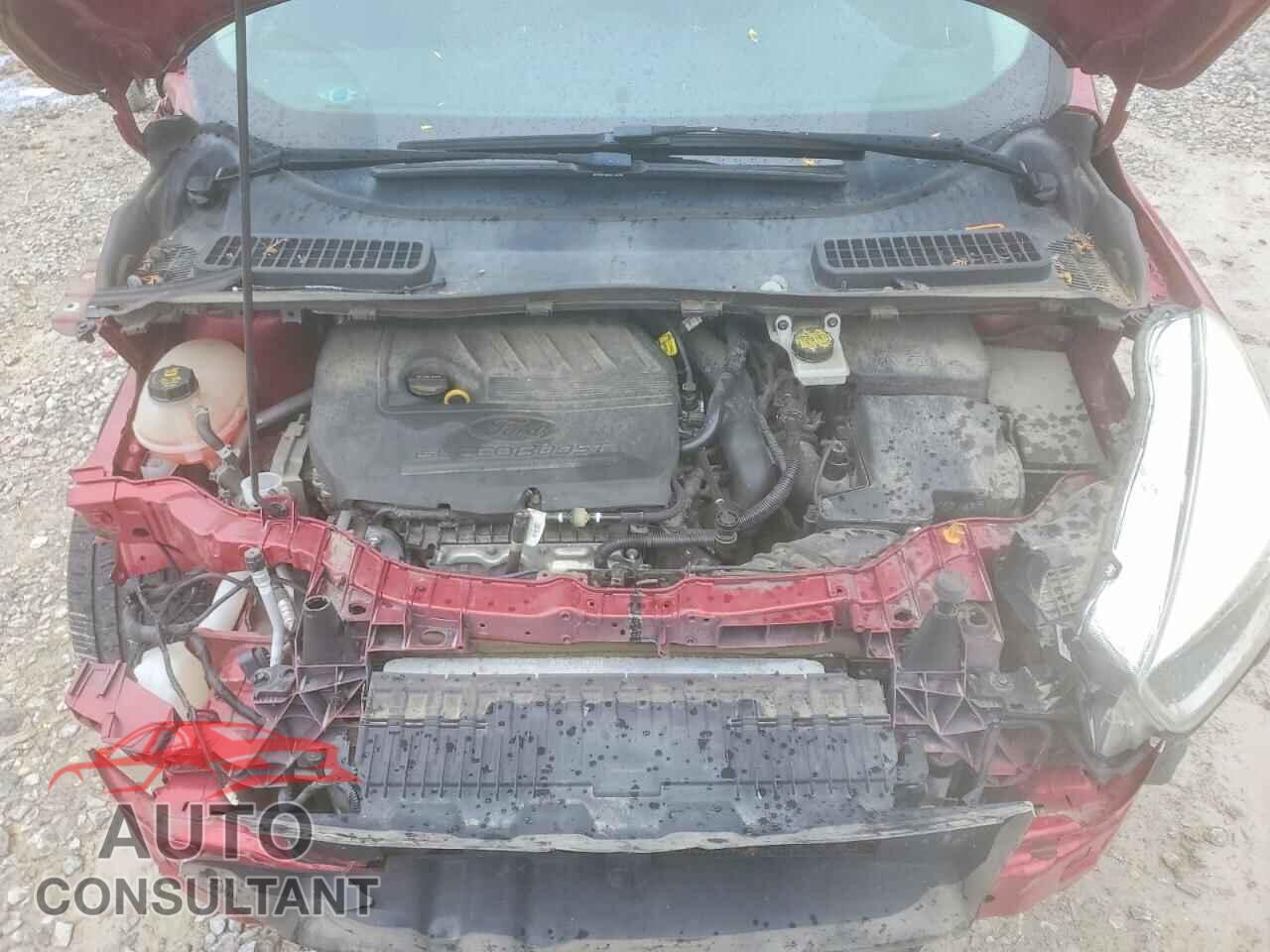 FORD ESCAPE 2017 - 1FMCU9GD8HUC42582