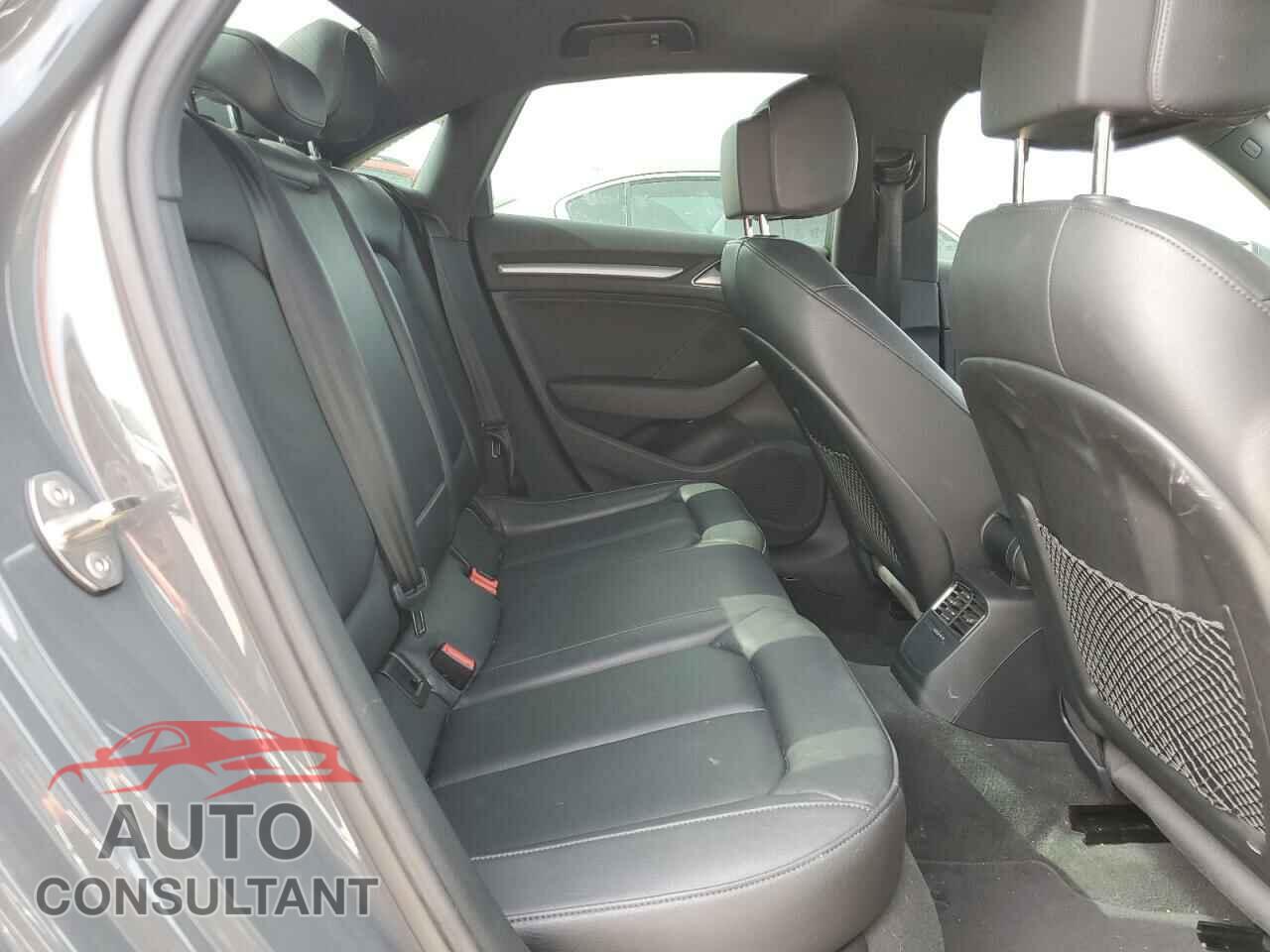 AUDI A3 2019 - WAUAUGFF6K1015691