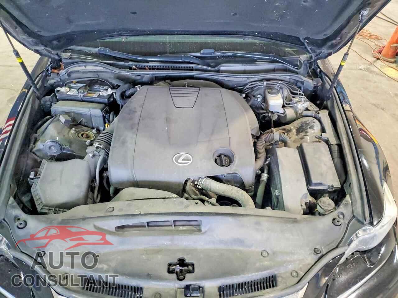 LEXUS IS 2014 - JTHCF1D24E5009158