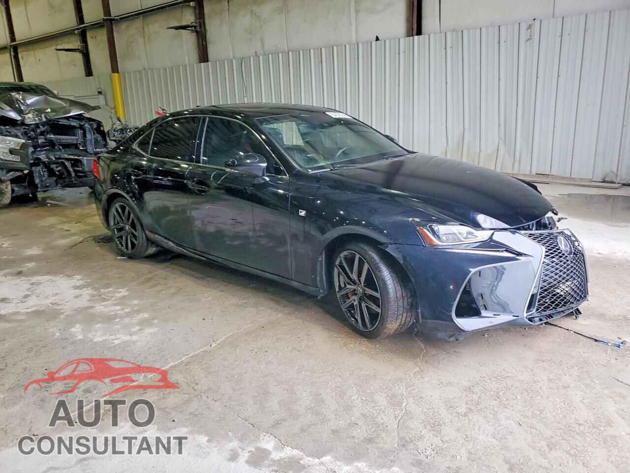 LEXUS IS 2019 - JTHC81D29K5038225