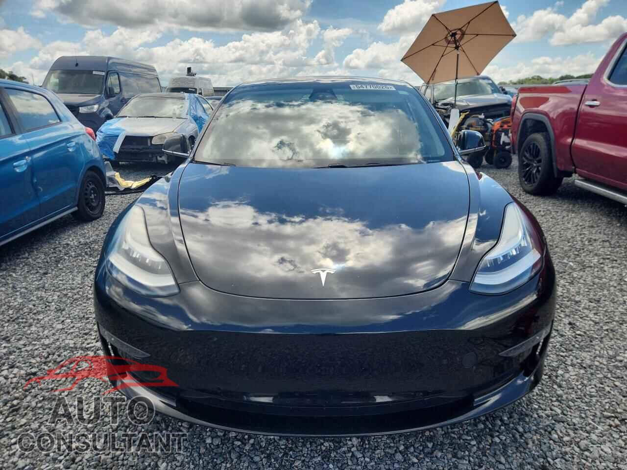 TESLA MODEL 3 2019 - 5YJ3E1EA5KF337581