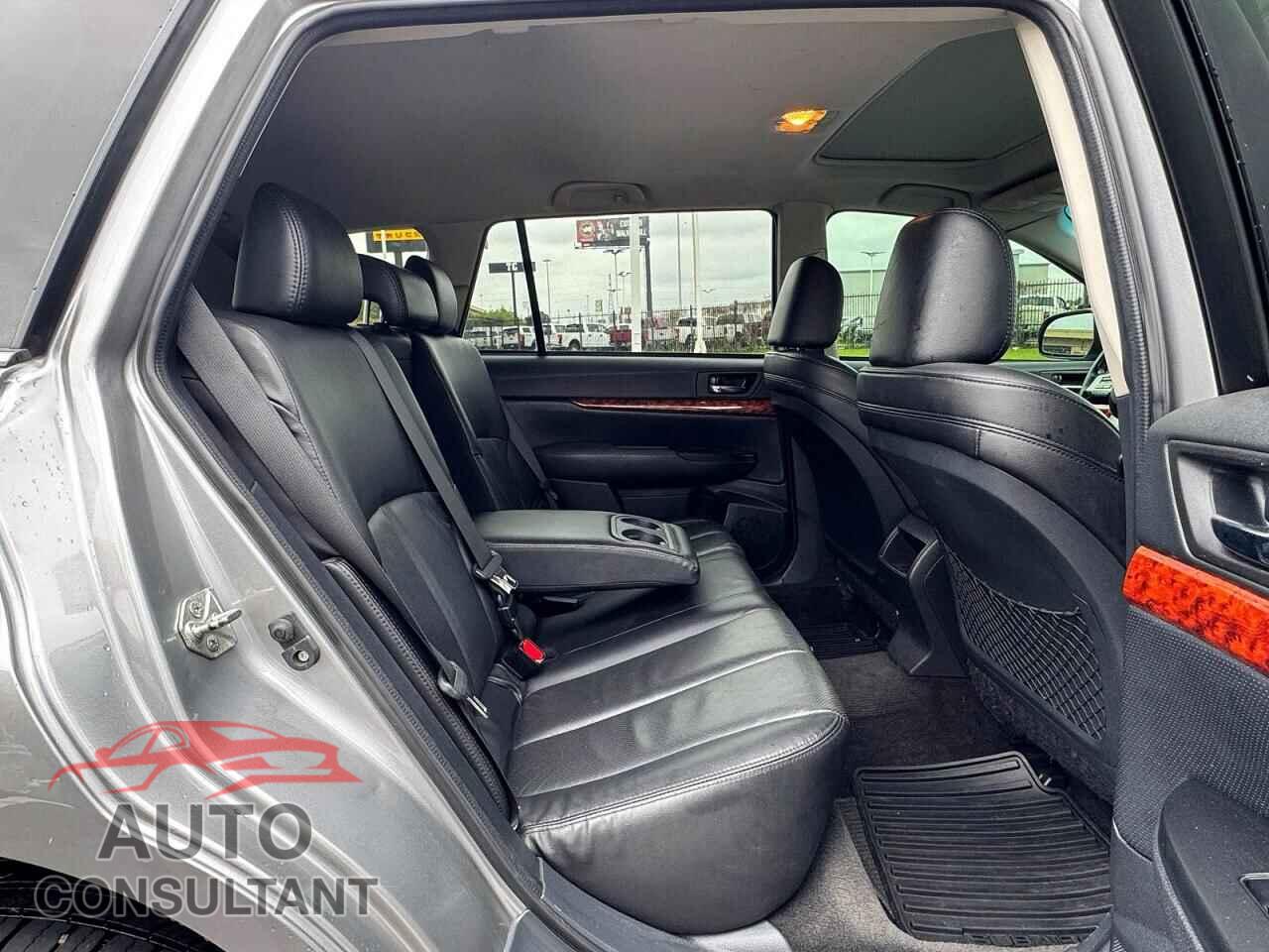 SUBARU OUTBACK 2011 - 4S4BRCKC9B3370125