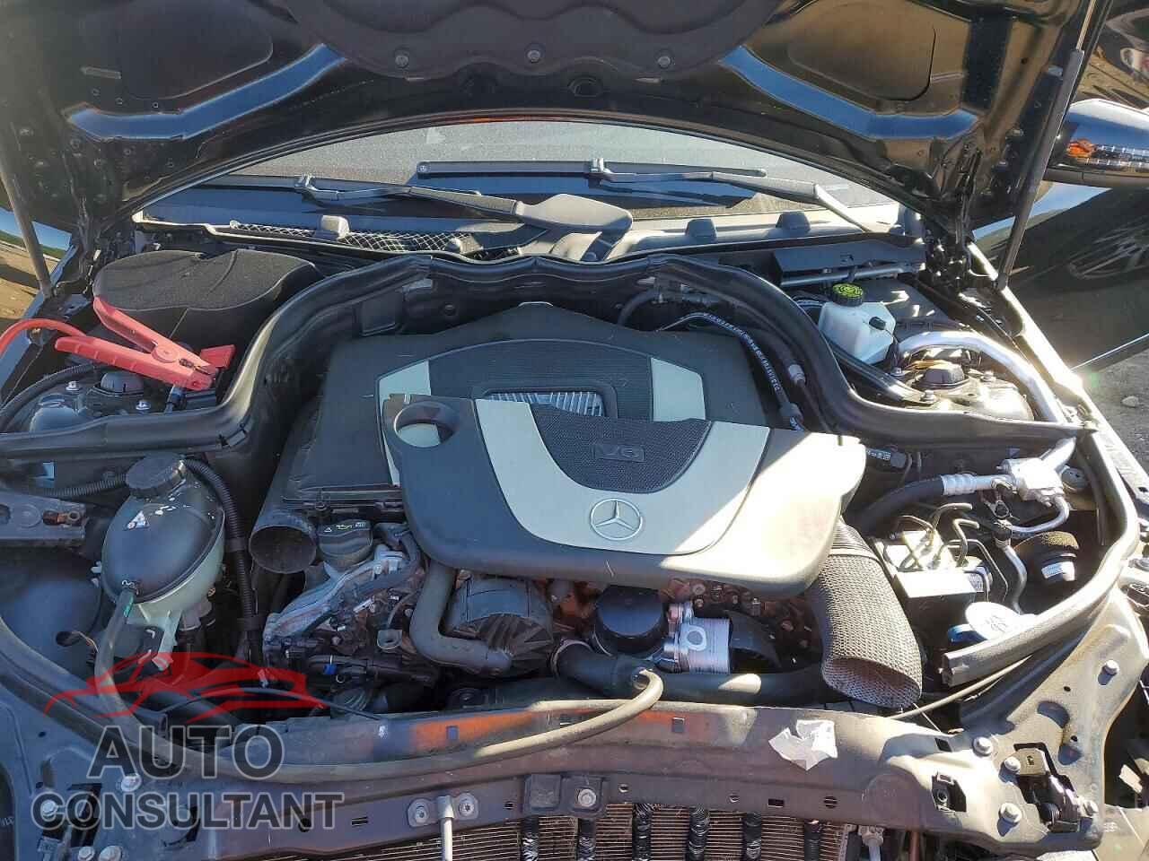 MERCEDES-BENZ C-CLASS 2012 - WDDGF8BB5CA647069