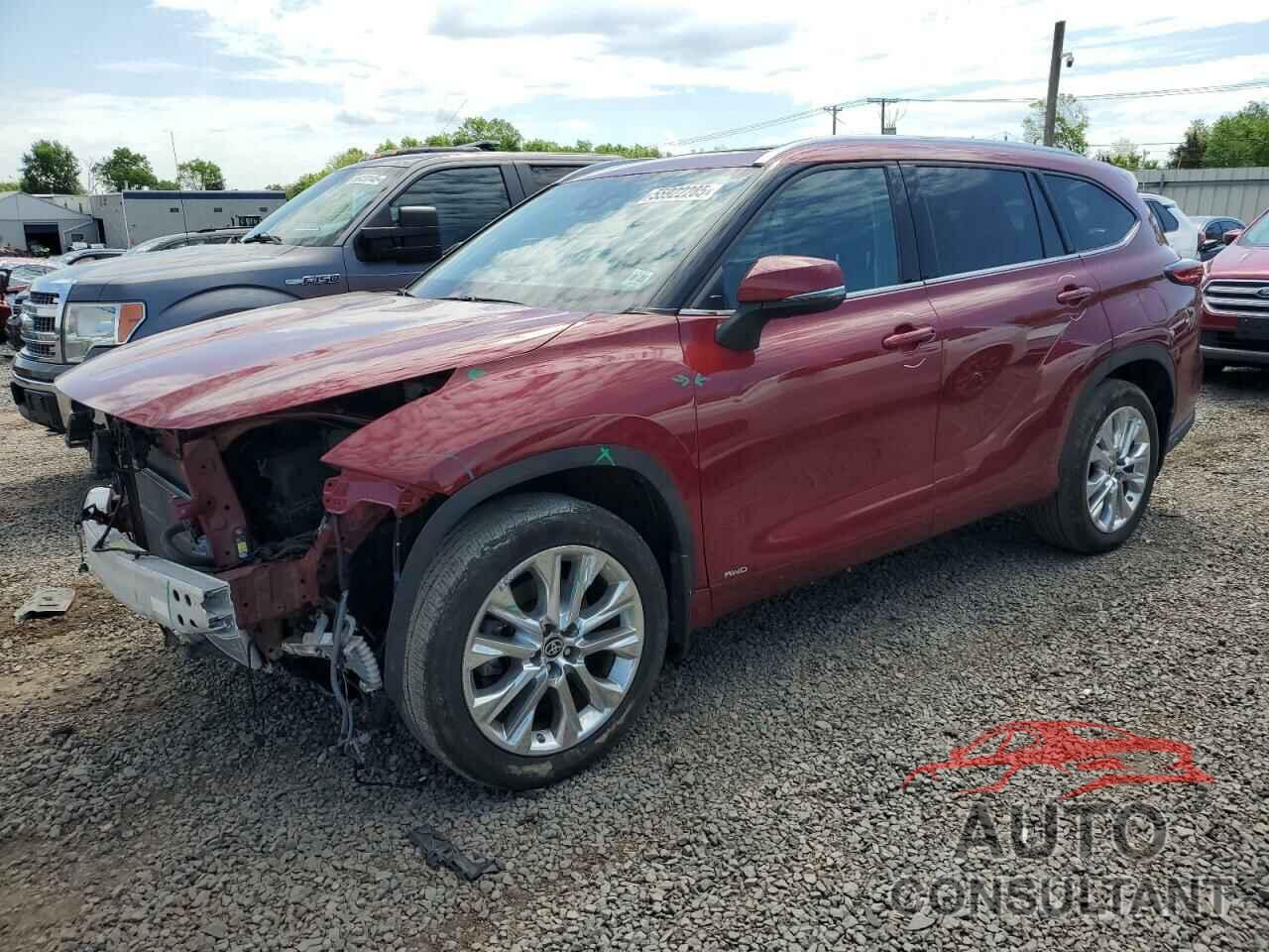 TOYOTA HIGHLANDER 2023 - 5TDXBRCH9PS110552