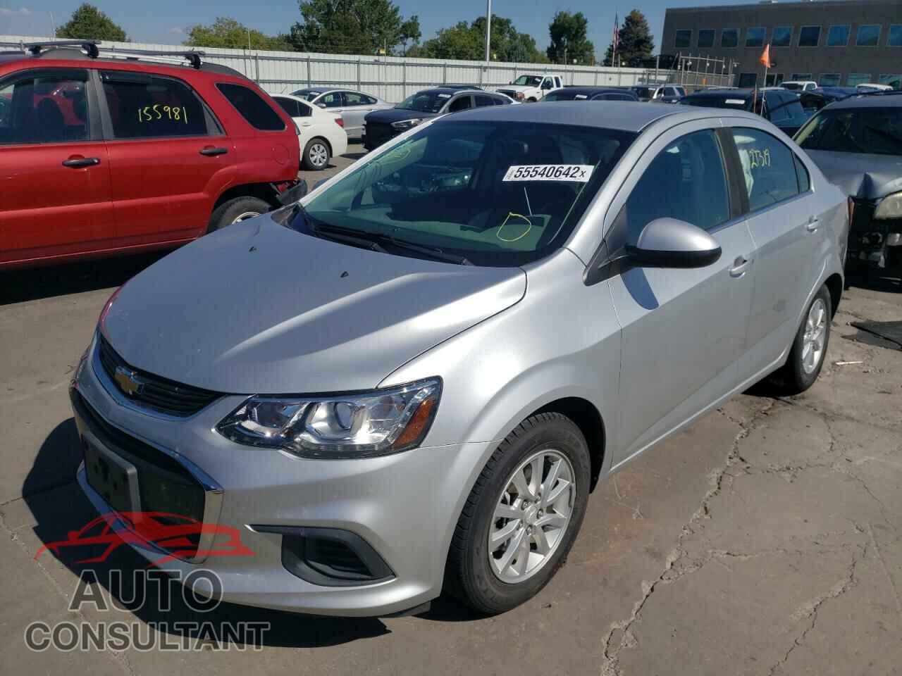 CHEVROLET SONIC 2017 - 1G1JC5SB9H4123512