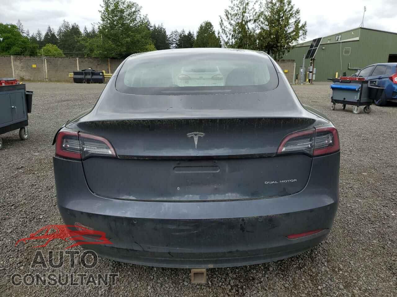 TESLA MODEL 3 2018 - 5YJ3E1EB5JF066674