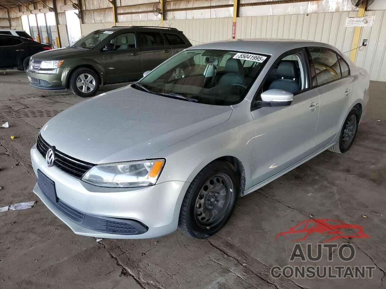 VOLKSWAGEN JETTA 2011 - 3VWDZ7AJ9BM049850