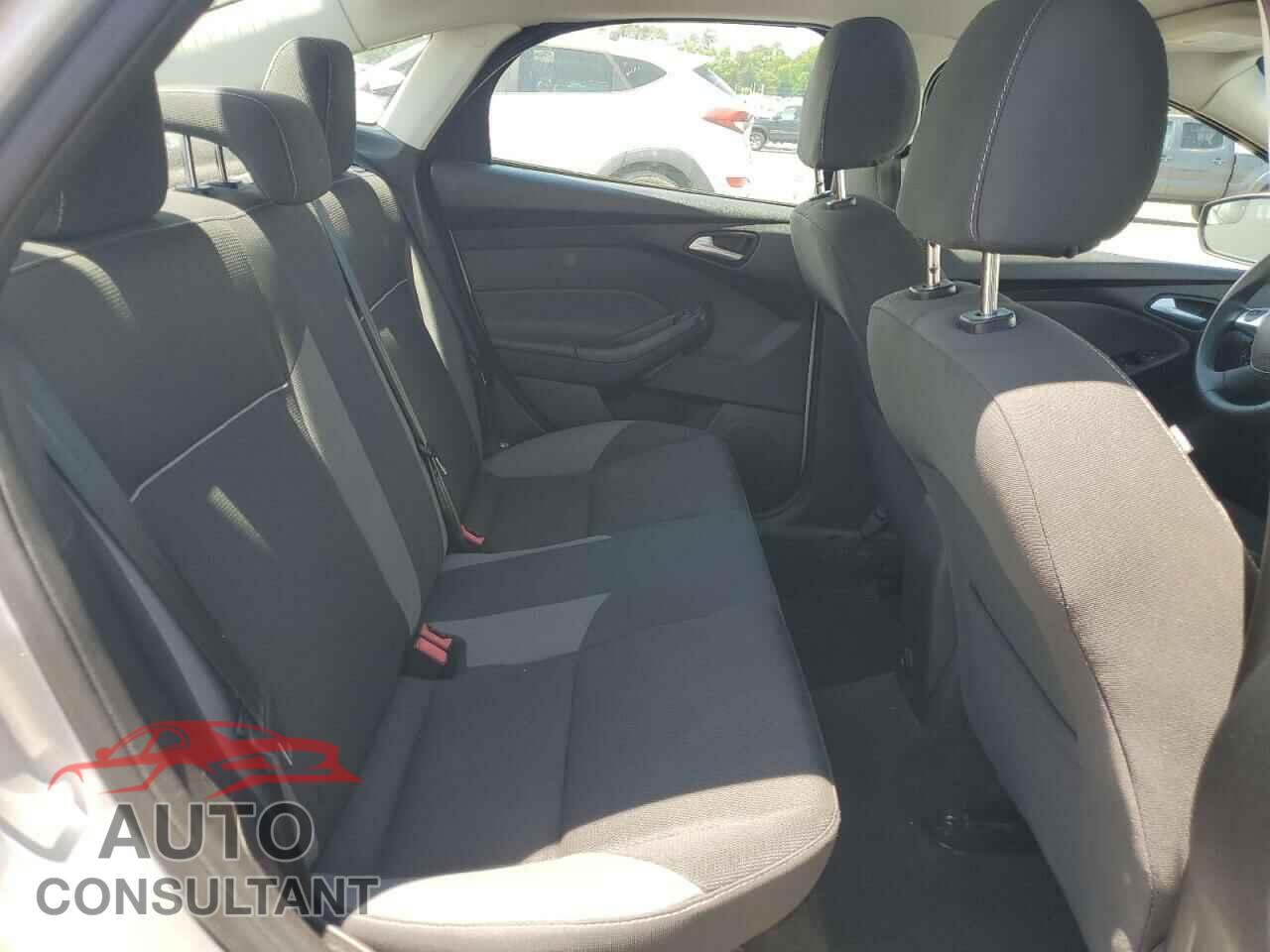 FORD FOCUS 2014 - 1FADP3F22EL414660