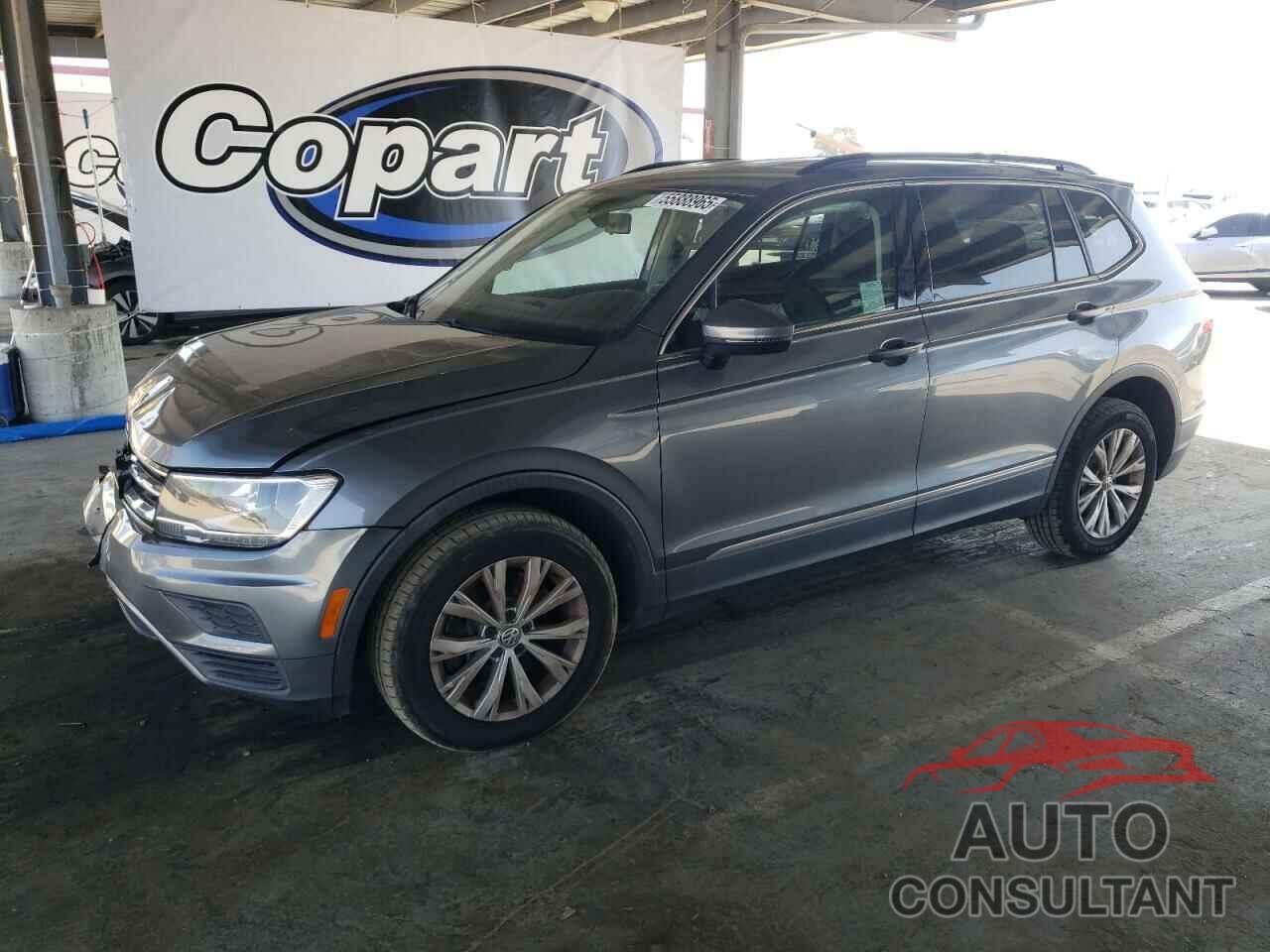 VOLKSWAGEN TIGUAN 2018 - 3VV3B7AX8JM125307