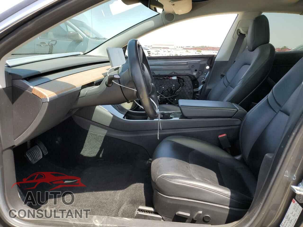TESLA MODEL 3 2018 - 5YJ3E1EAXJF009541
