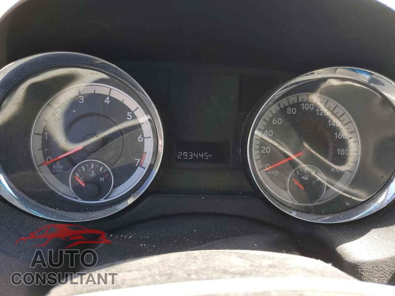 DODGE CARAVAN 2011 - 2D4RN4DGXBR673669