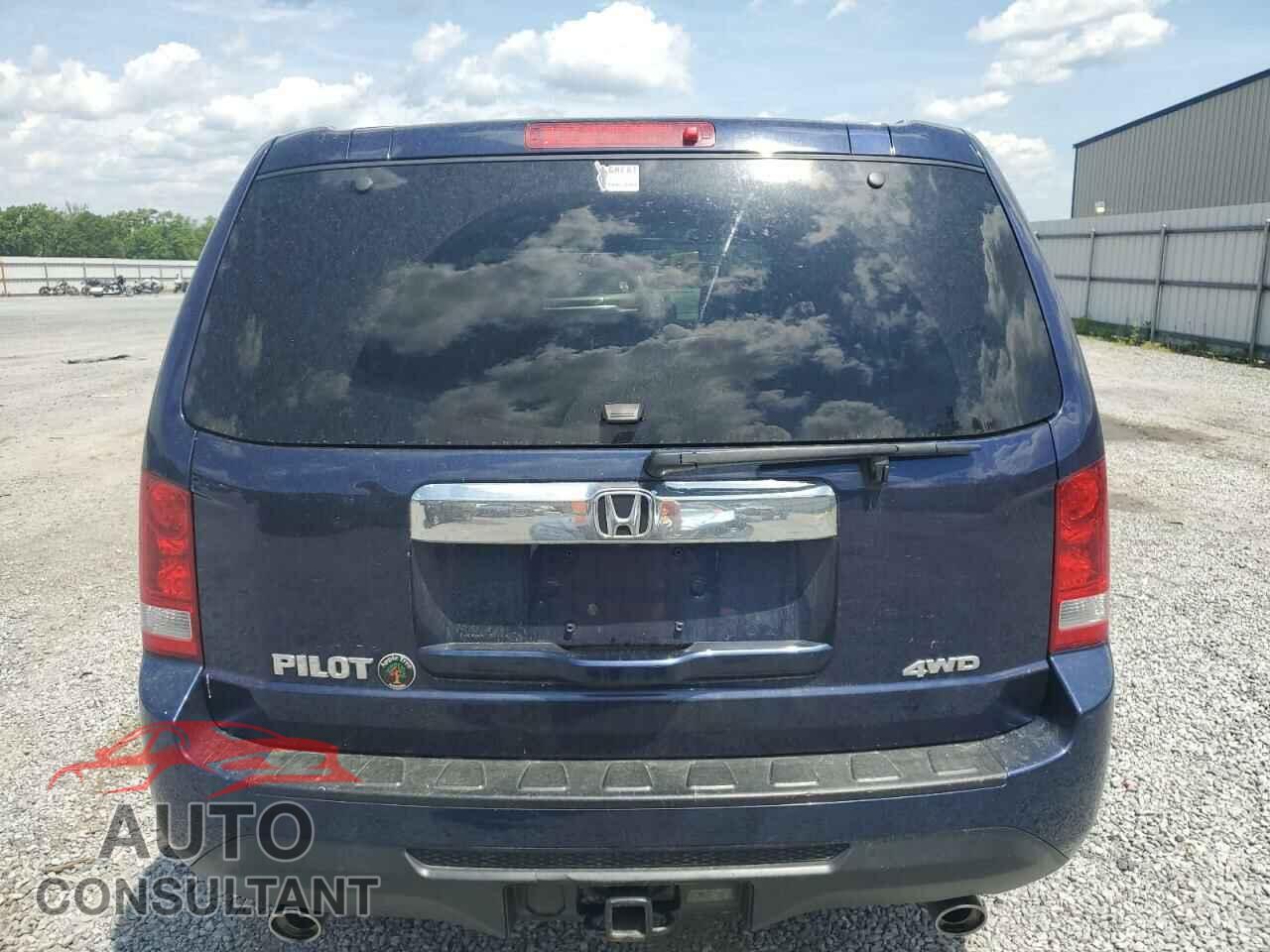 HONDA PILOT 2013 - 5FNYF4H58DB079224