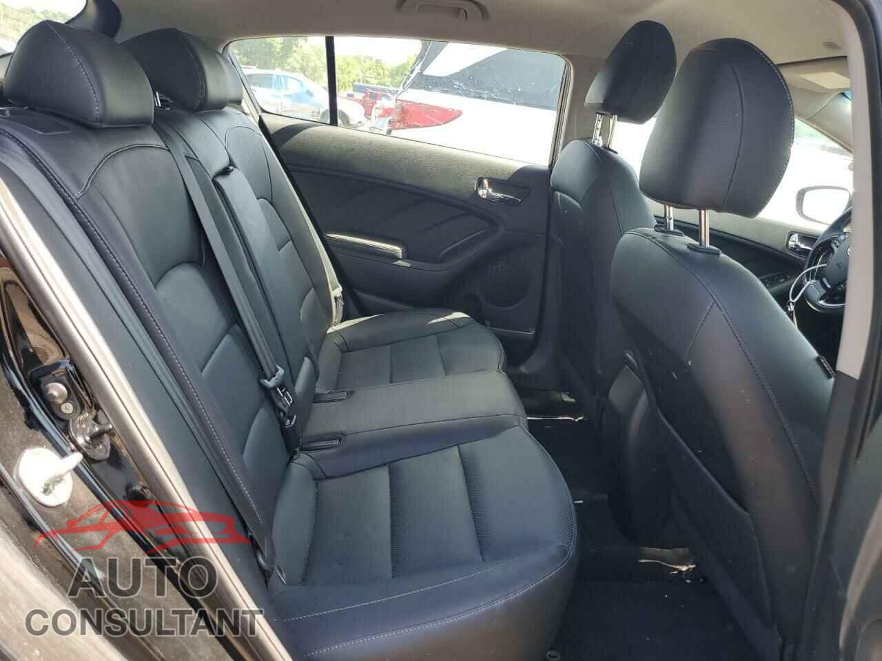 KIA FORTE 2017 - KNAFX5A83H5699644