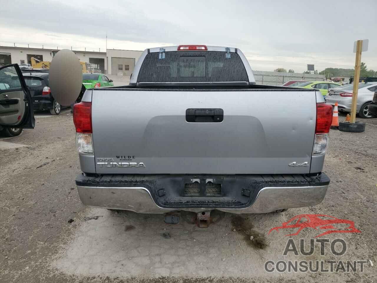 TOYOTA TUNDRA 2013 - 5TFUM5F11DX043262