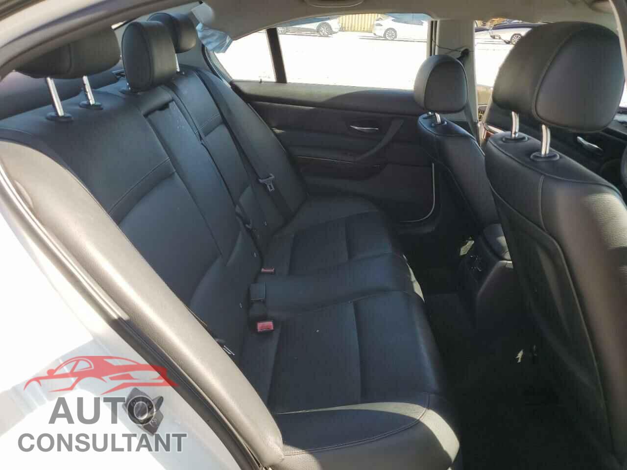 BMW 3 SERIES 2011 - WBAPH5C51BA998973