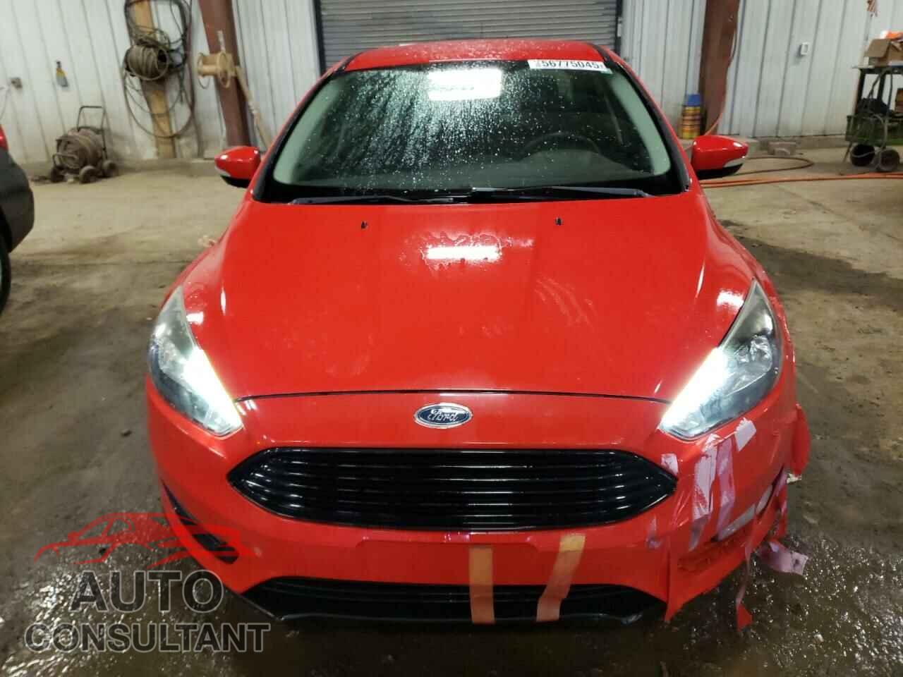 FORD FOCUS 2017 - 1FADP3FE8HL226563