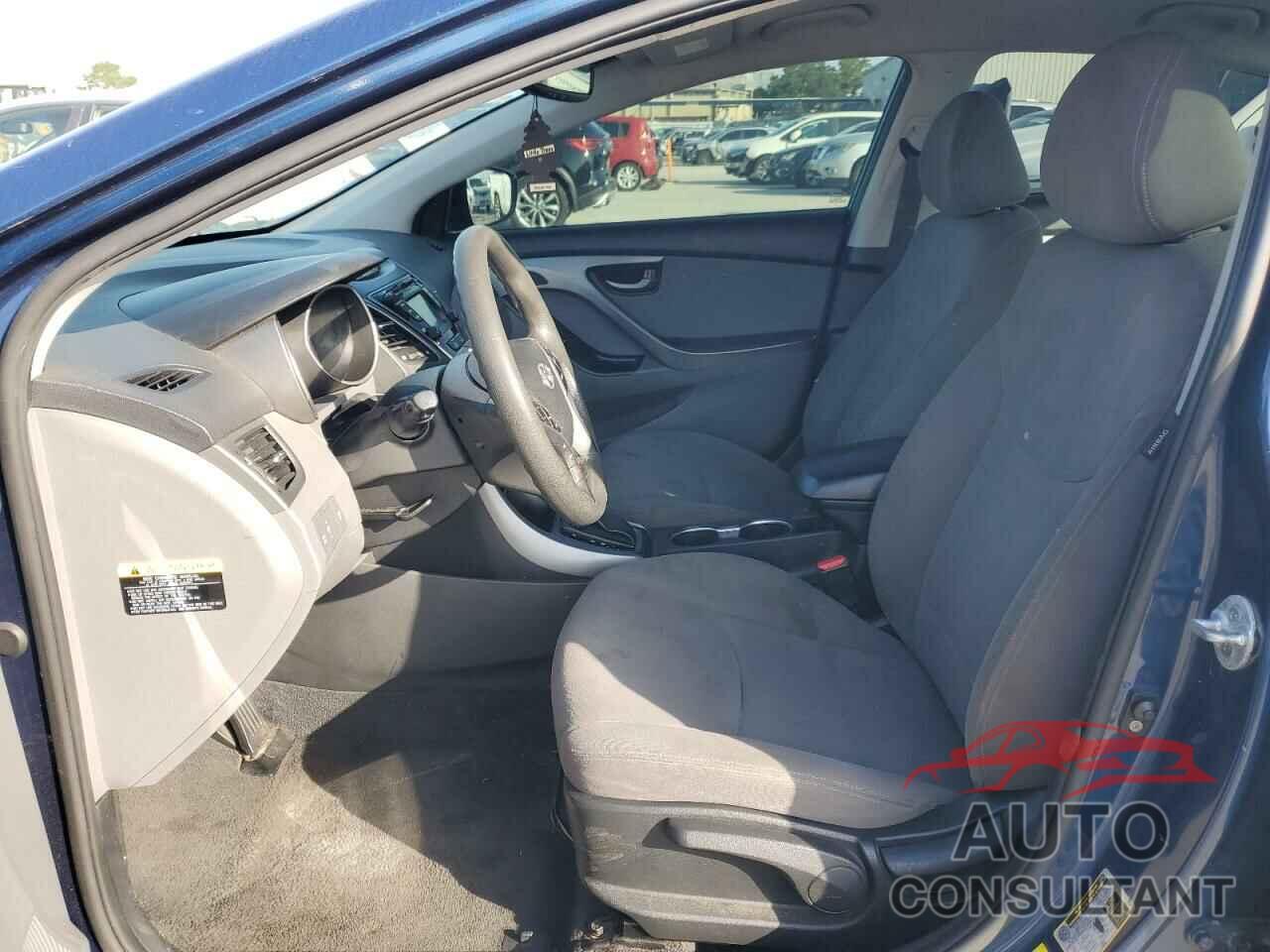 HYUNDAI ELANTRA 2016 - KMHDH4AE3GU557186