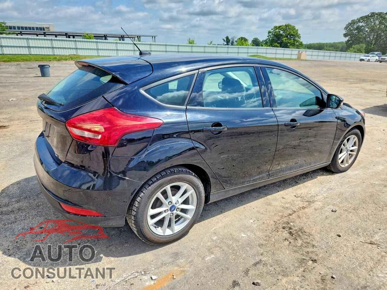 FORD FOCUS 2017 - 1FADP3K26HL339357