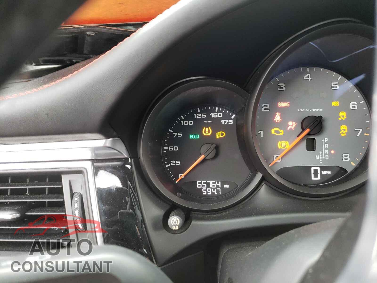 PORSCHE MACAN 2017 - WP1AB2A55HLB18039
