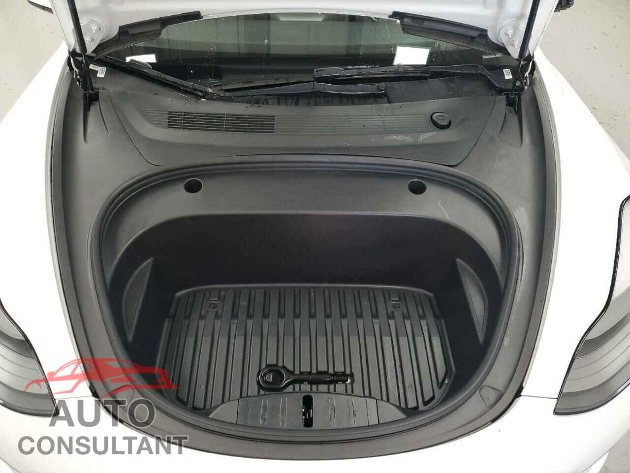 TESLA MODEL 3 2023 - 5YJ3E1EA7PF428472
