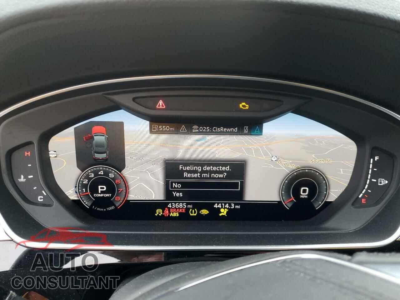 AUDI A8 2019 - WAU8DAF83KN018621