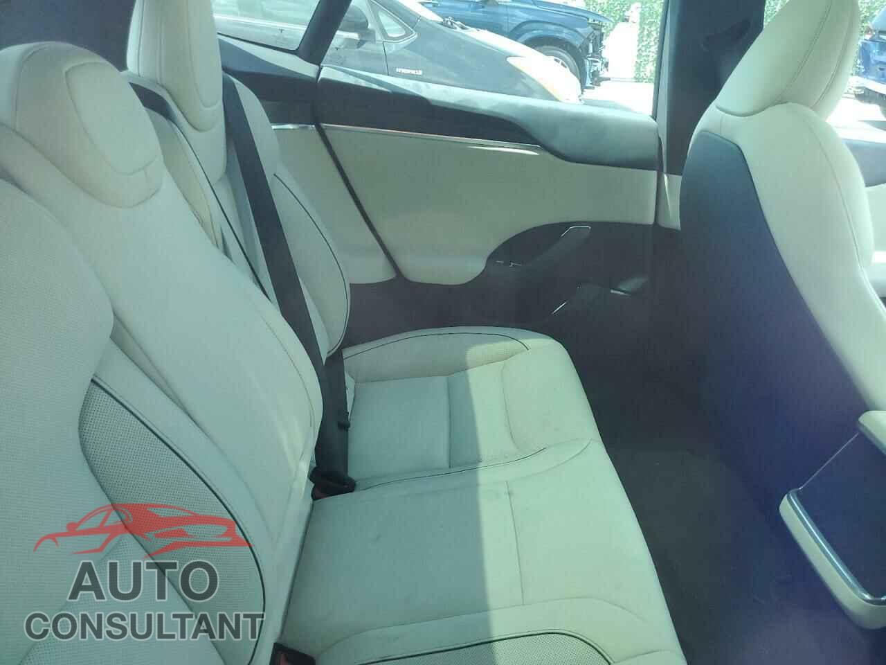 TESLA MODEL S 2021 - 5YJSA1E64MF436978