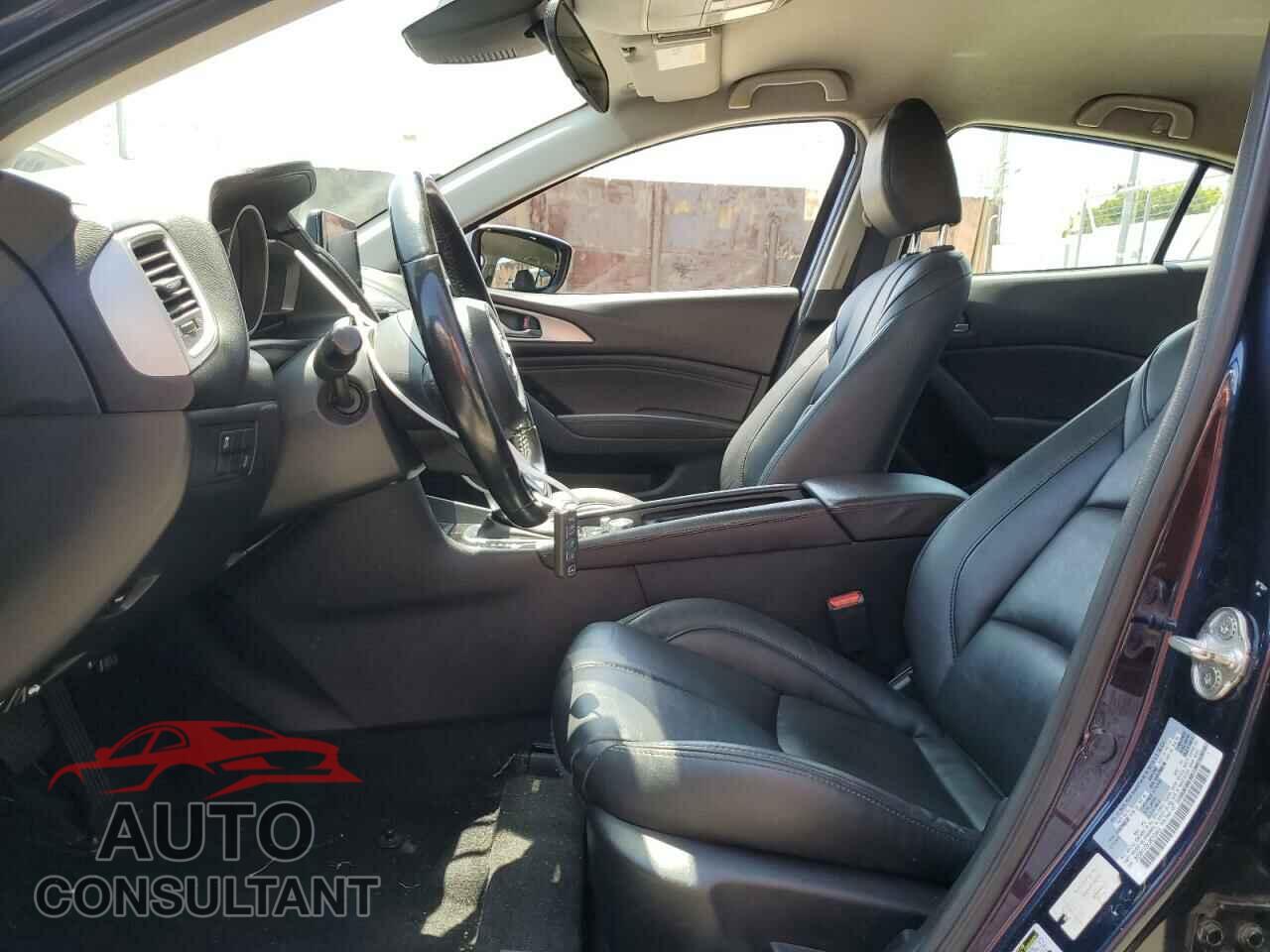 MAZDA 3 2018 - 3MZBN1V3XJM210443
