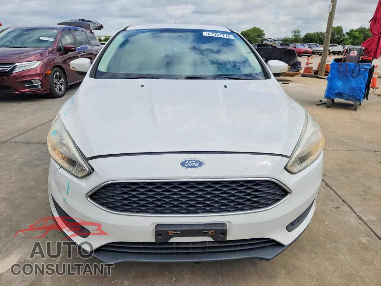 FORD FOCUS 2016 - 1FADP3F26GL378667