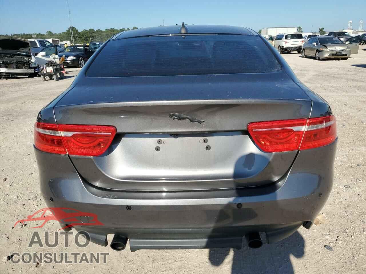 JAGUAR XE 2017 - SAJAD4BV2HA972702