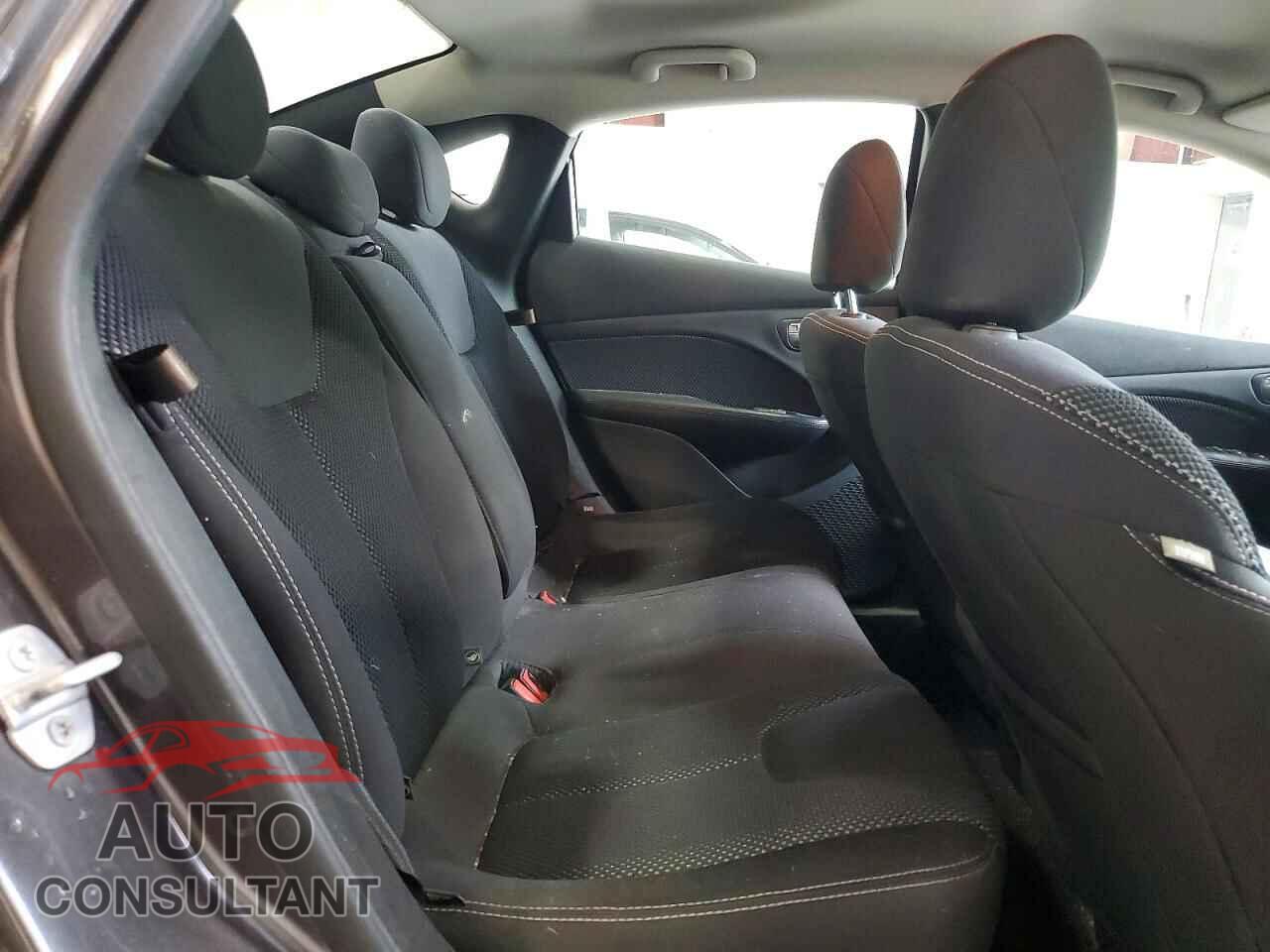 DODGE DART 2015 - 1C3CDFBB7FD390135