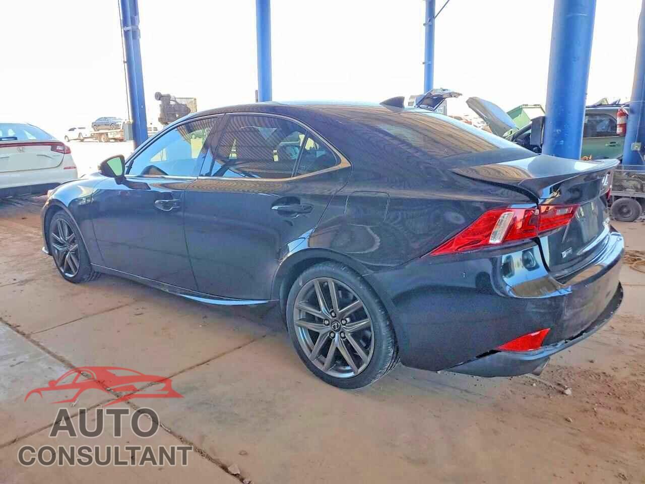 LEXUS IS 2015 - JTHBE1D25F5022193