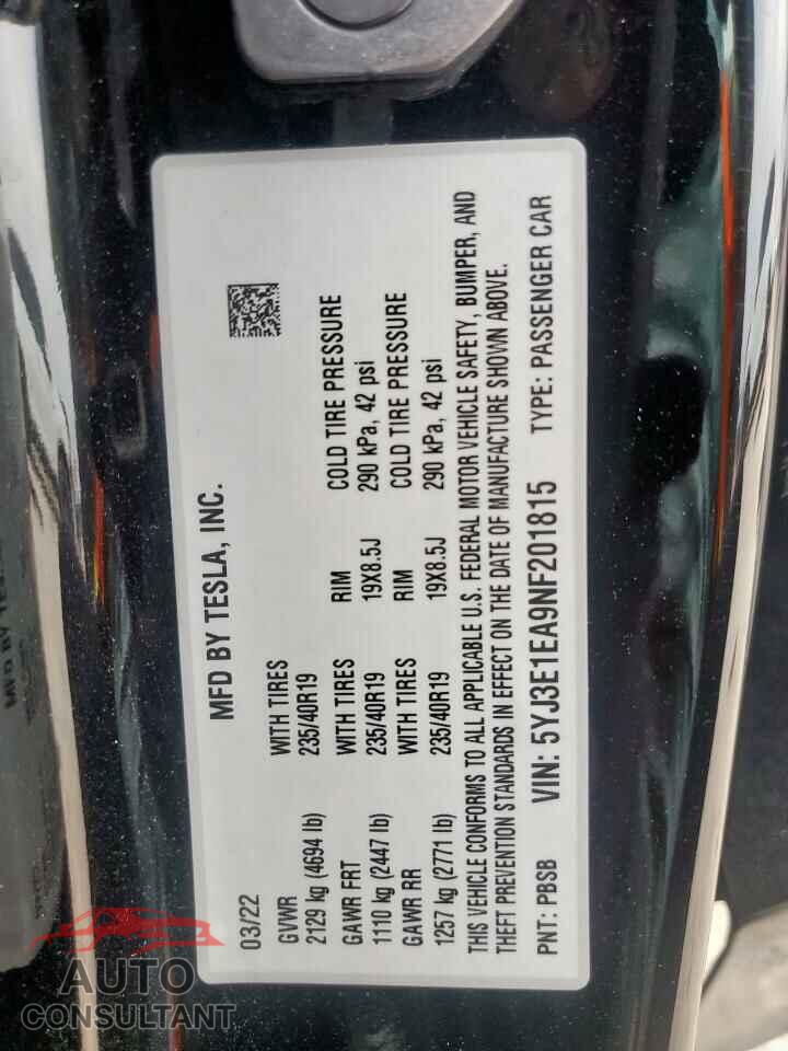 TESLA MODEL 3 2022 - 5YJ3E1EA9NF201815