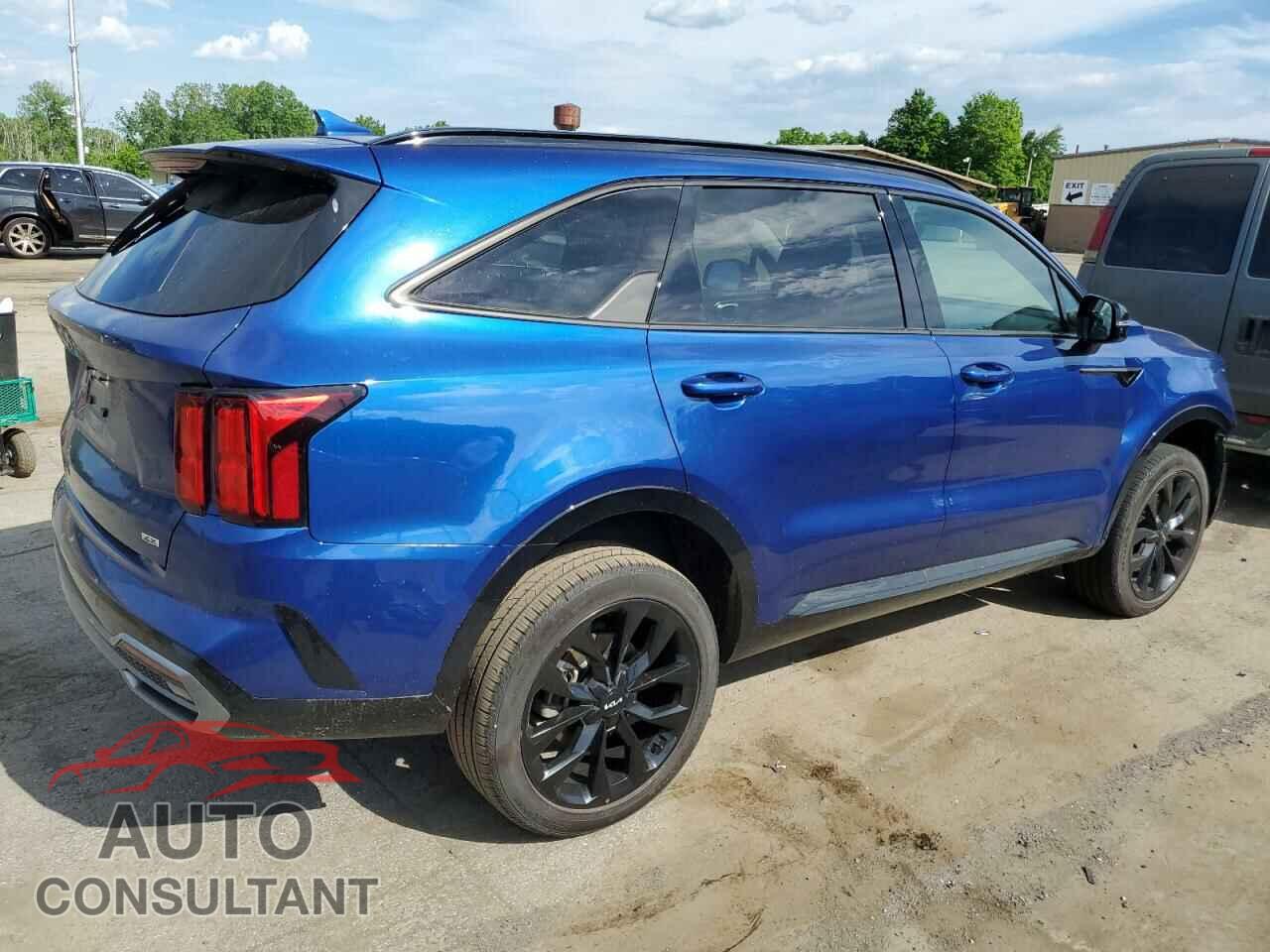 KIA SORENTO 2023 - 5XYRKDLF1PG235696