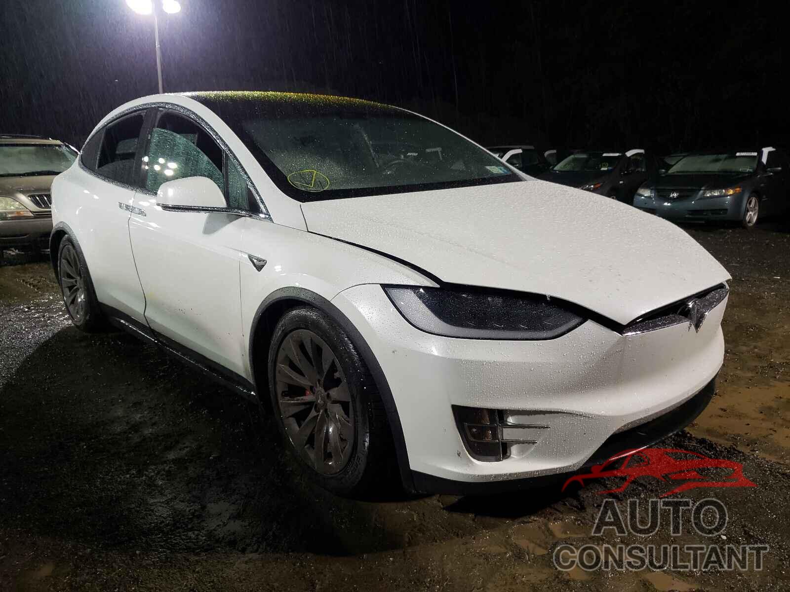 TESLA MODEL X 2018 - 5YJXCBE47JF106249