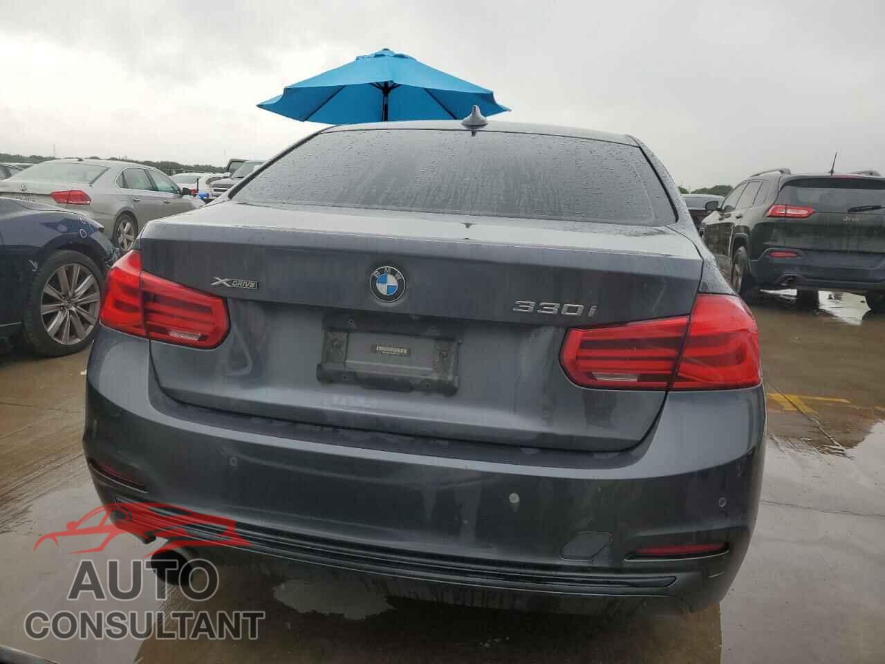 BMW 3 SERIES 2017 - WBA8D9C35HA011077