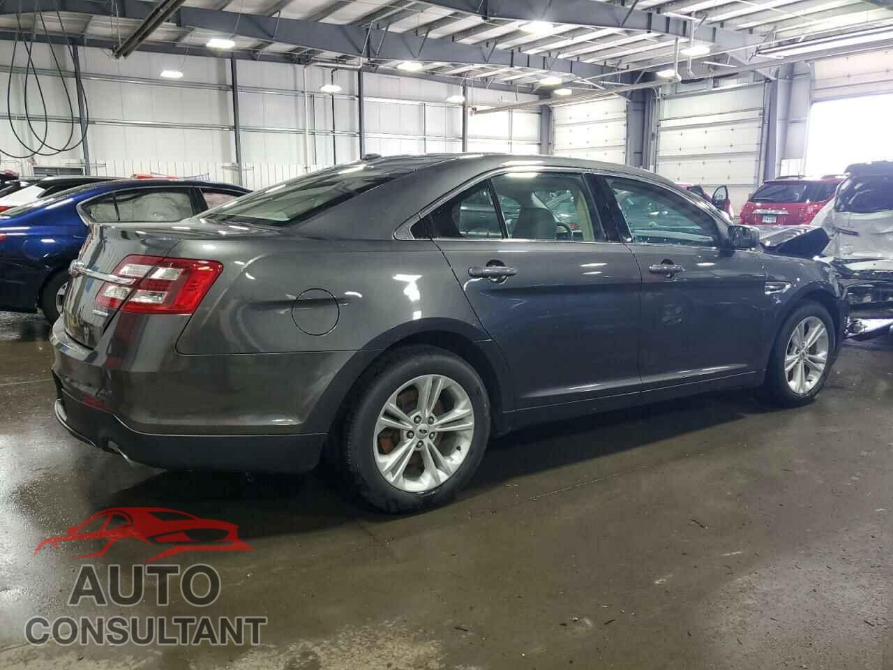 FORD TAURUS 2017 - 1FAHP2D84HG140345