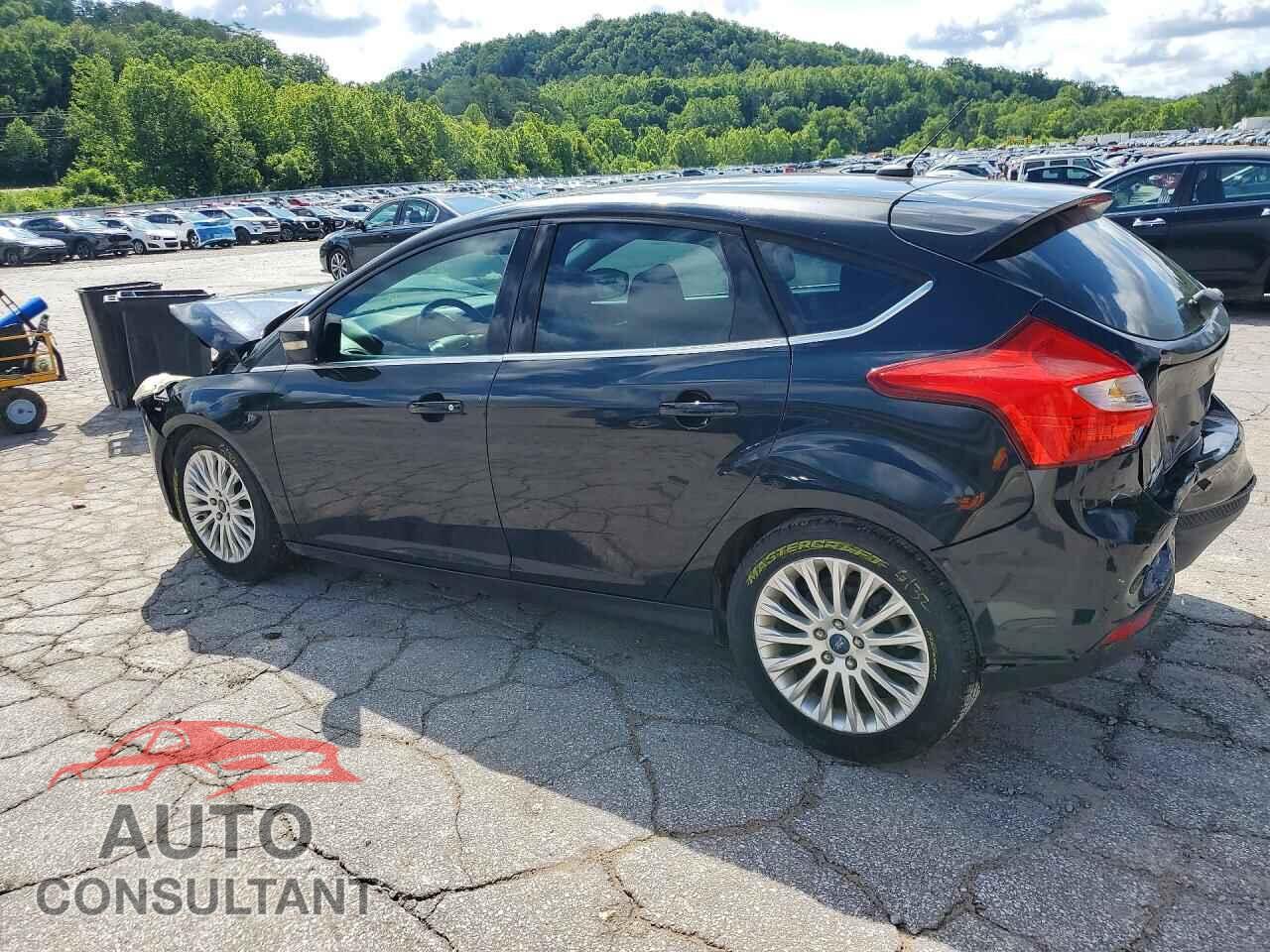 FORD FOCUS 2012 - 1FAHP3N25CL352204