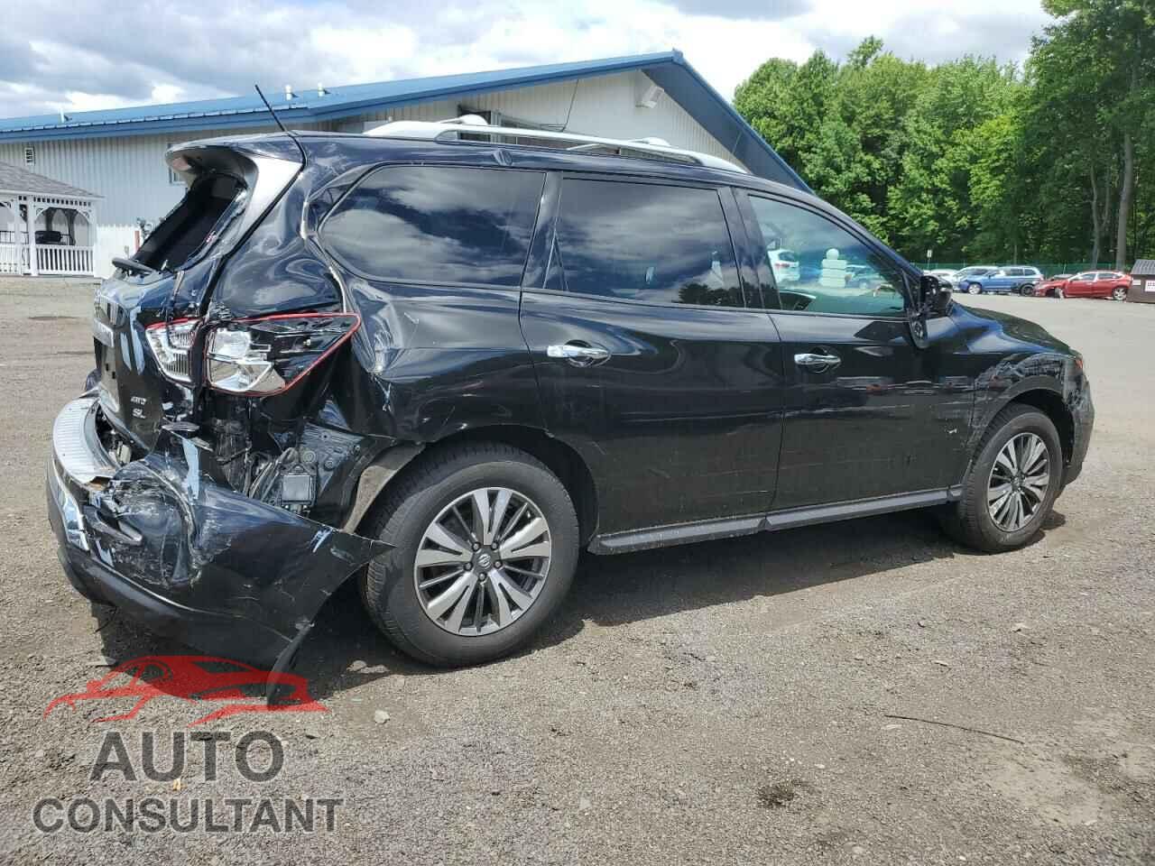 NISSAN PATHFINDER 2017 - 5N1DR2MM7HC651597