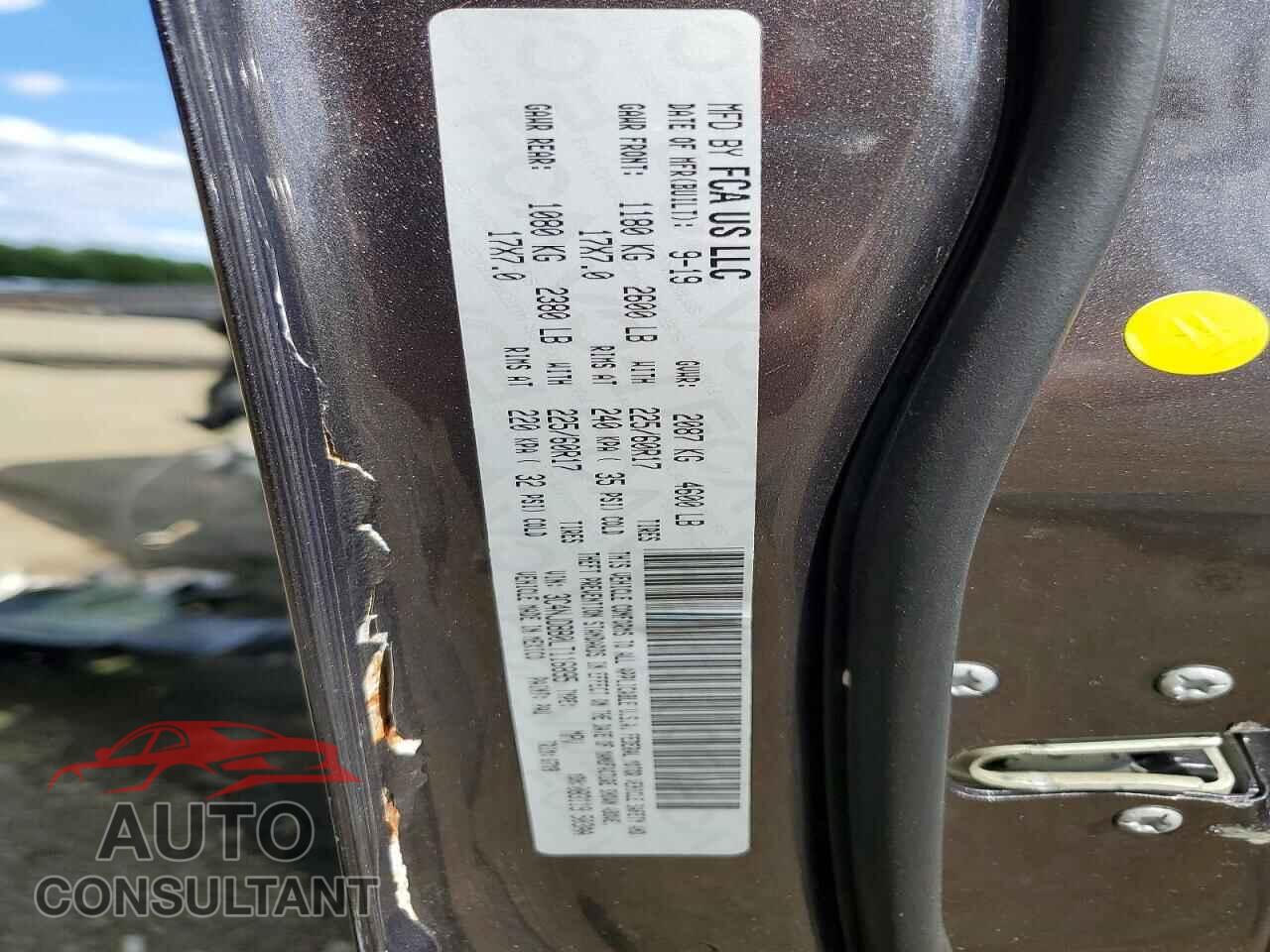 JEEP COMPASS 2020 - 3C4NJDBB0LT116895