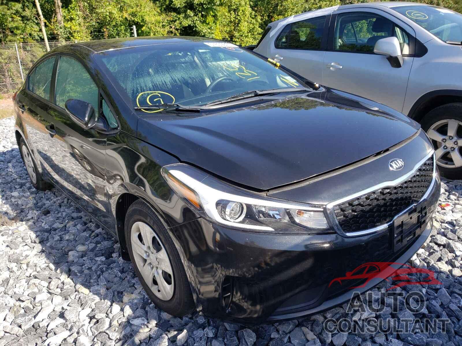 KIA FORTE 2018 - 3KPFK4A74JE236778