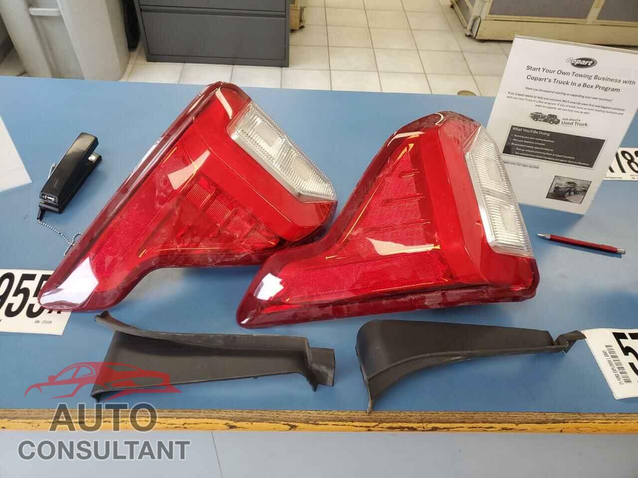 FORD EXPLORER 2021 - 1FMSK8FH6MGB92399
