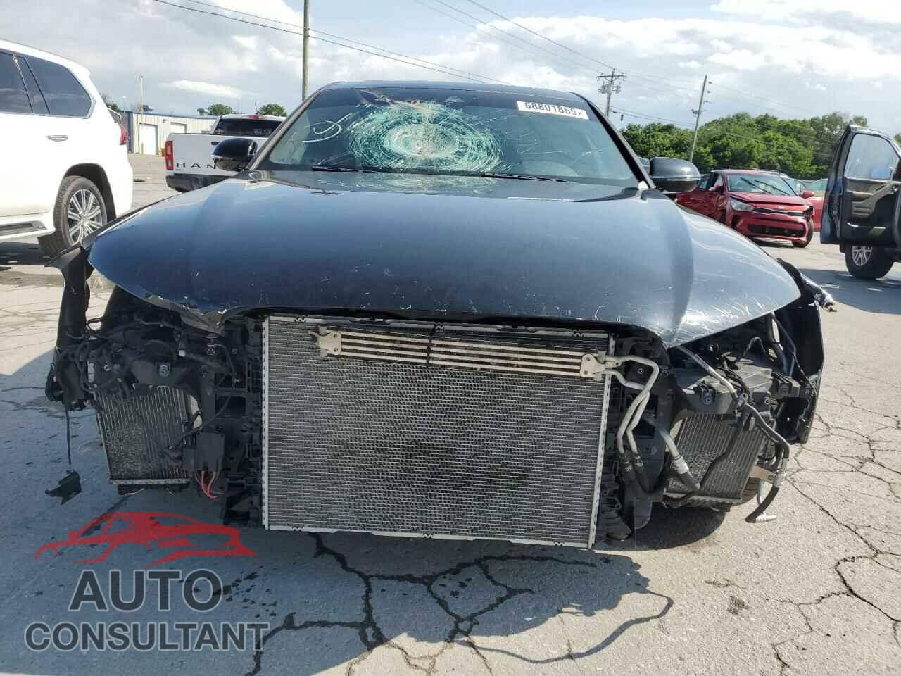 AUDI A8 2013 - WAUR4AFD1DN010893